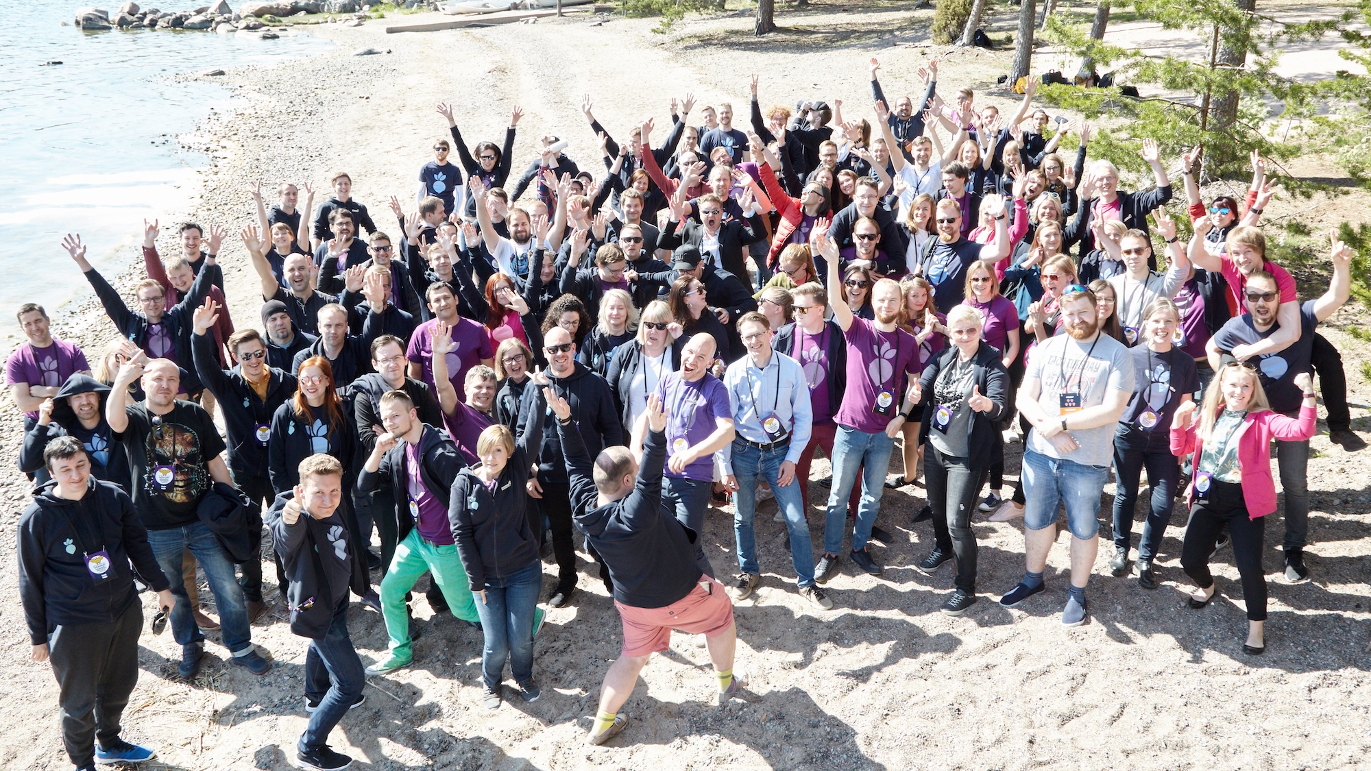 Mearra group picture by the sea